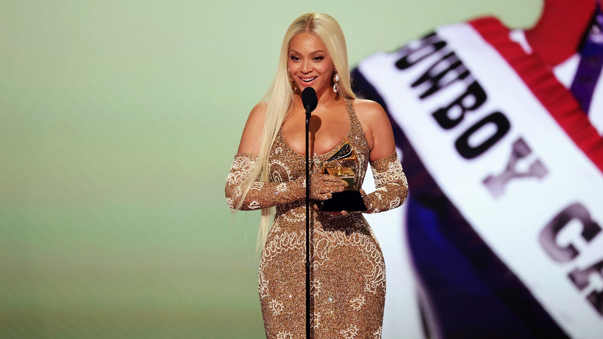 在新賽季中 在新賽季中